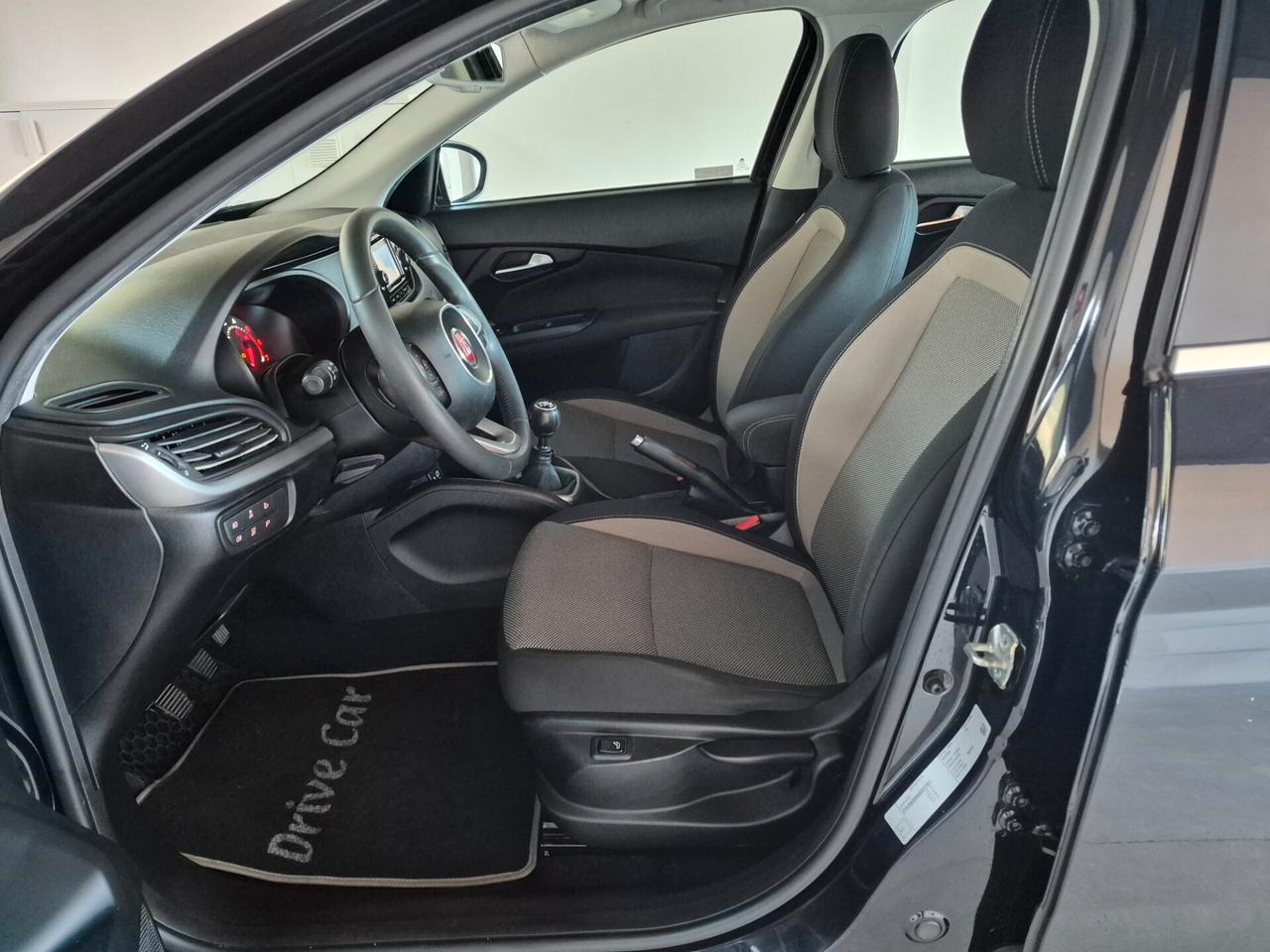 Fiat Tipo Tipo 4 porte II 2016 4p 1.6 mjt Lounge 120cv