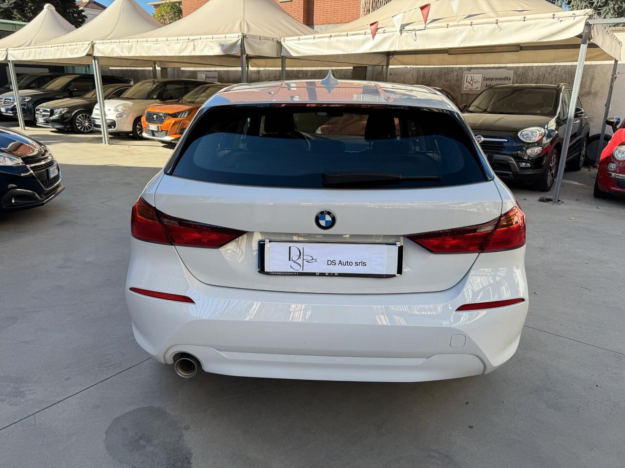 BMW 118 Business Advantage 140cv auto ADATTA NEOPATENTATI