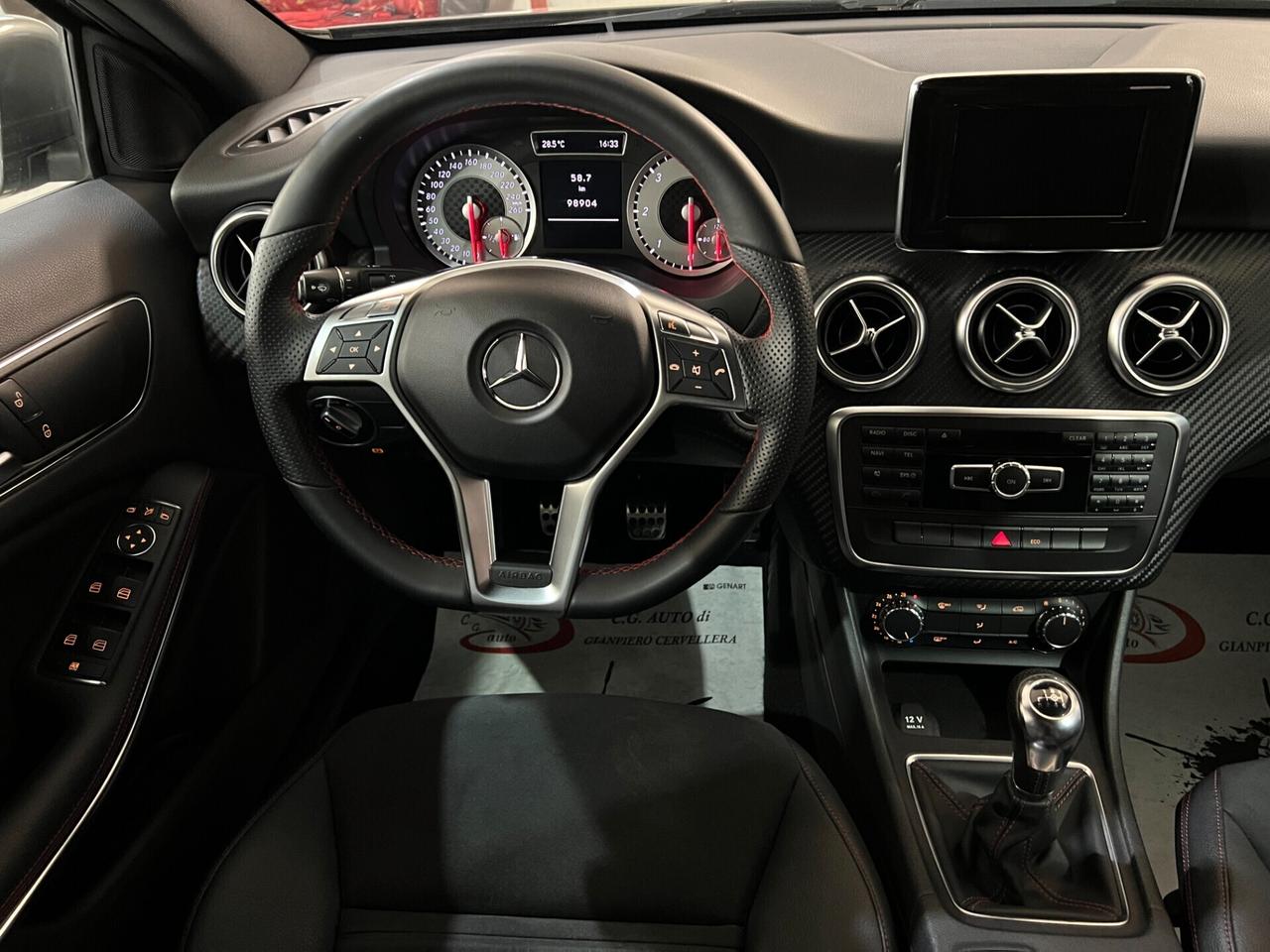 Mercedes-benz A 200 1.8 136 CV - AMG - 2013