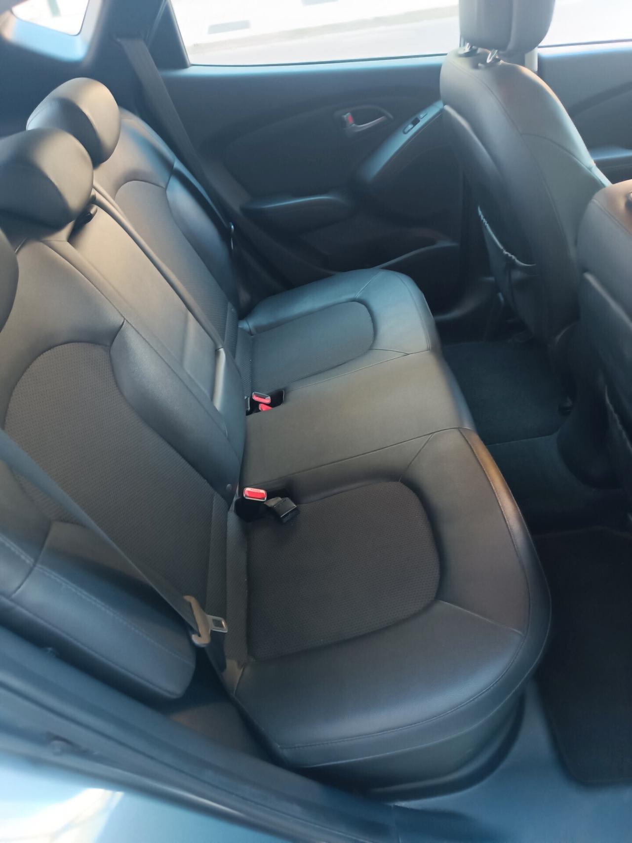 Hyundai iX35 1.7 CRDi 2WD Xpossible NAVI CAMERA