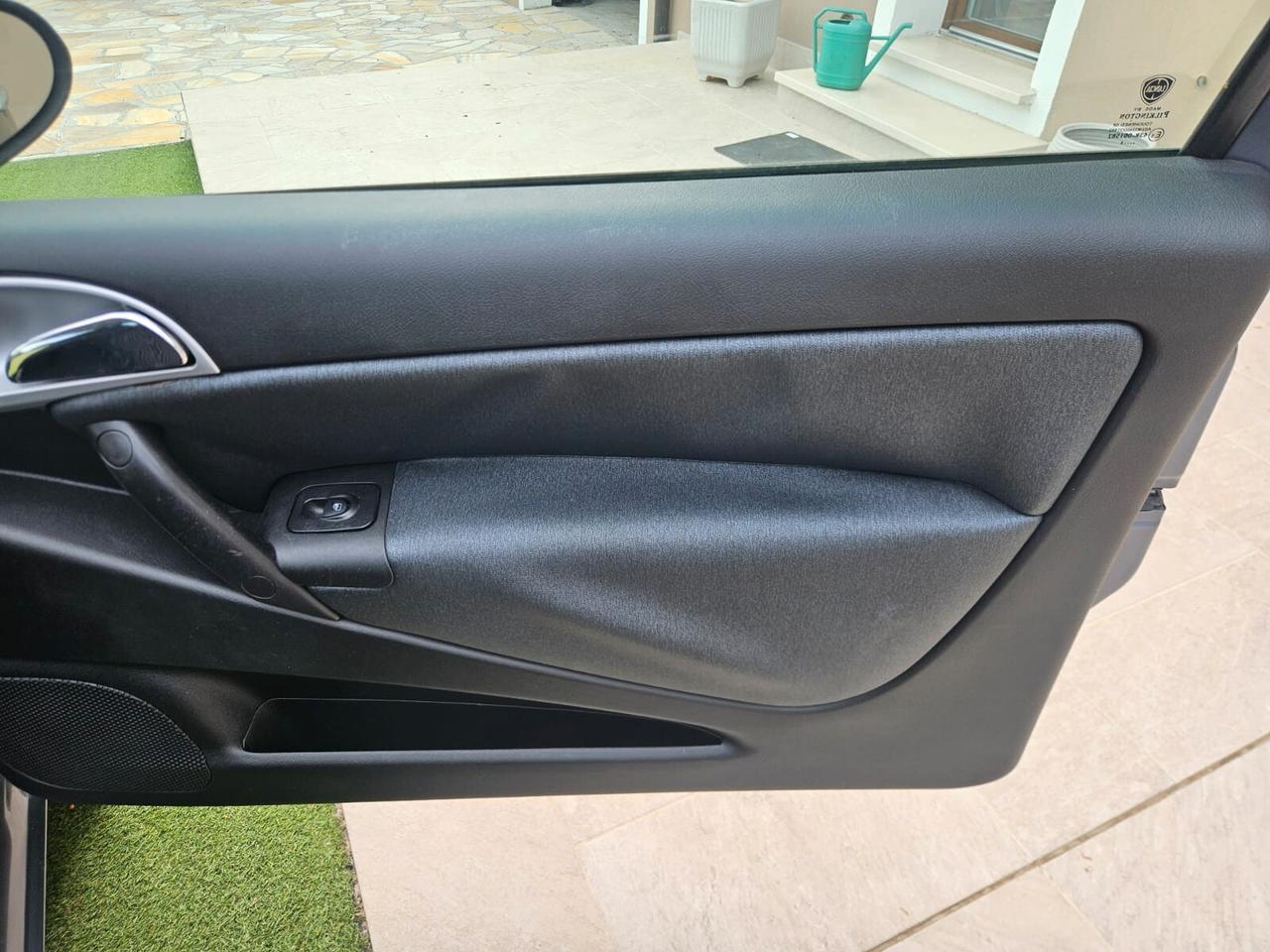 Lancia Ypsilon 1.2 Oro