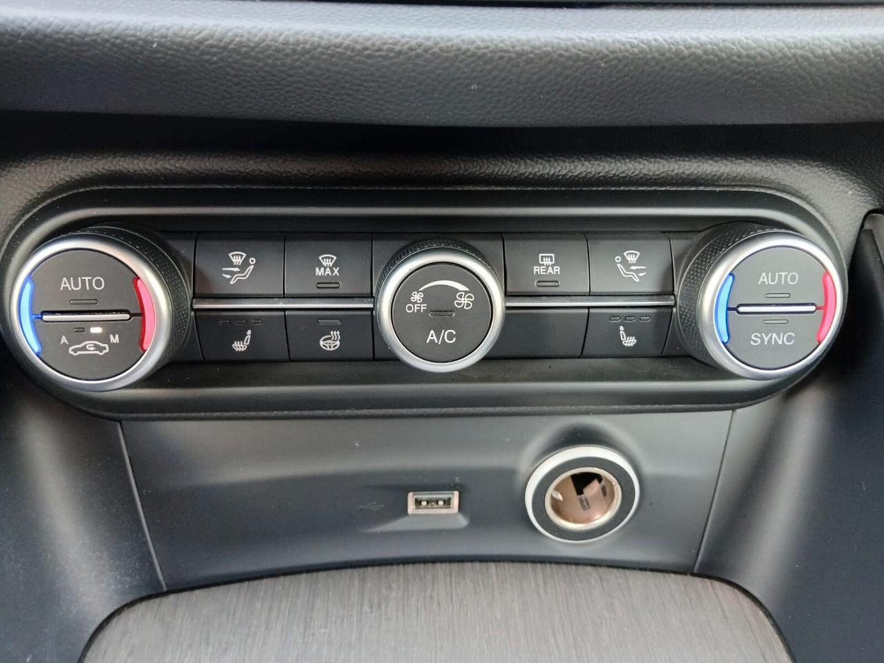 Alfa Romeo Stelvio 2.2 Turbodiesel 190 CV AT8 RWD Business