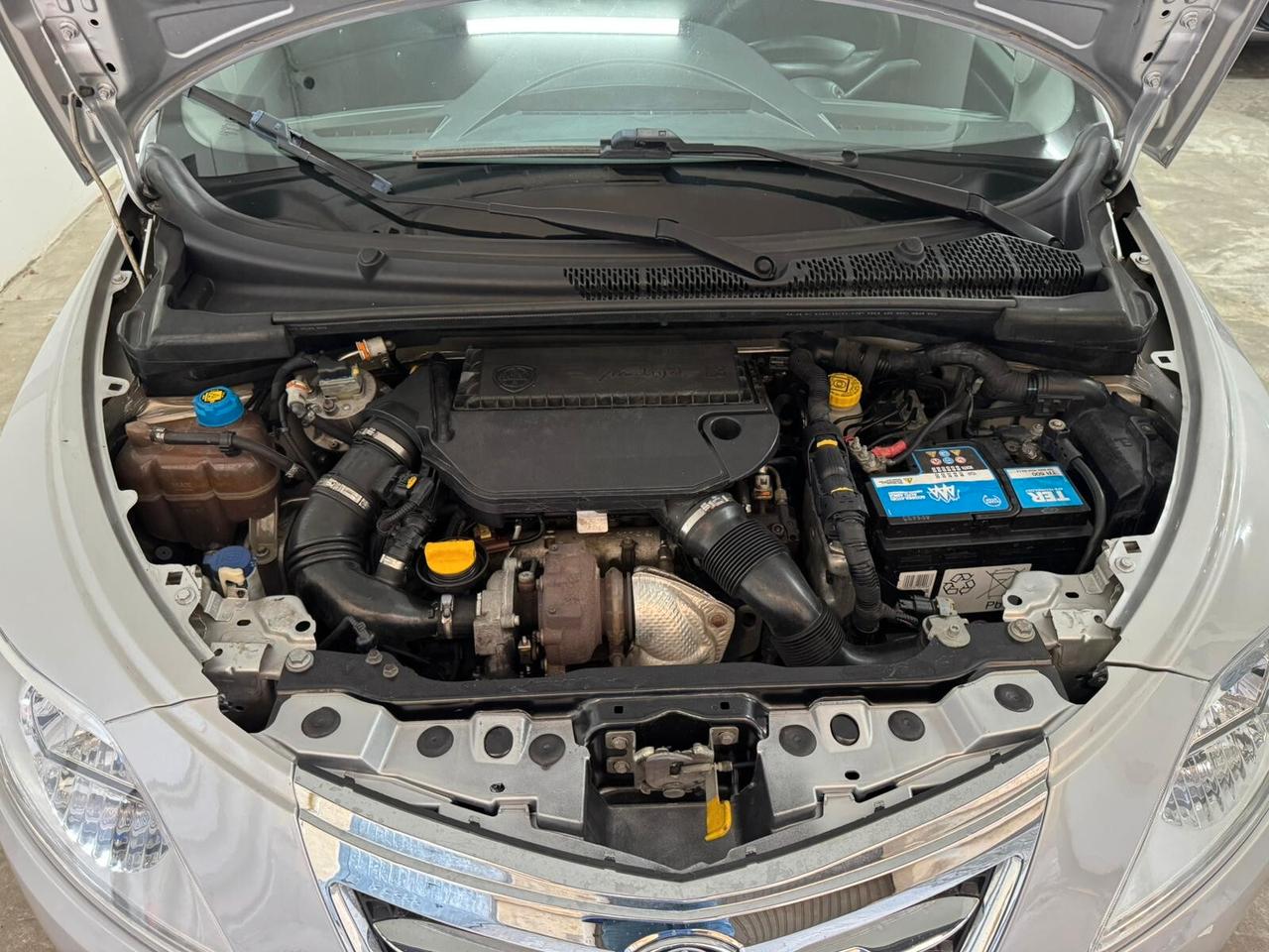 Lancia Ypsilon 1.3 MJT 16V 95 CV 5 porte S&S Gold