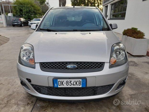 FORD Fiesta 5ª serie 1.4 tdci - 2008