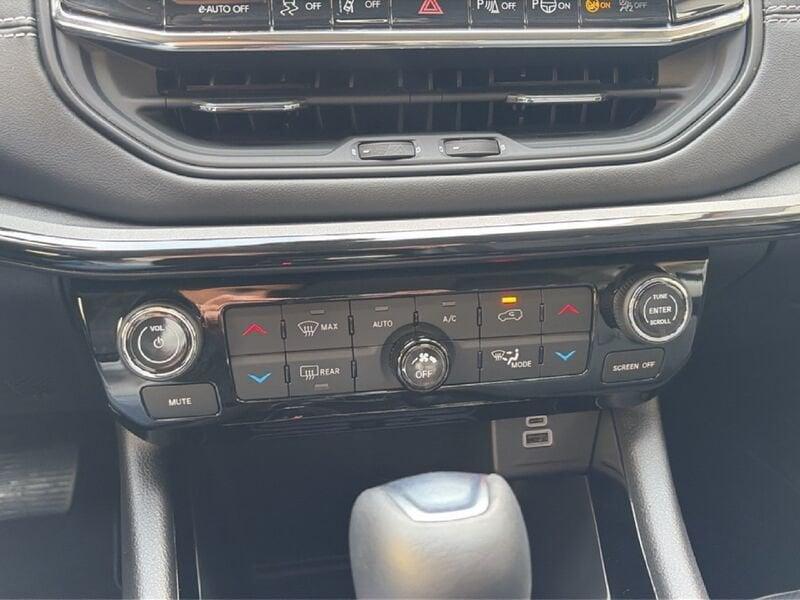 Jeep Compass Compass 1.5 turbo t4 mhev Summit 2wd 130cv dct