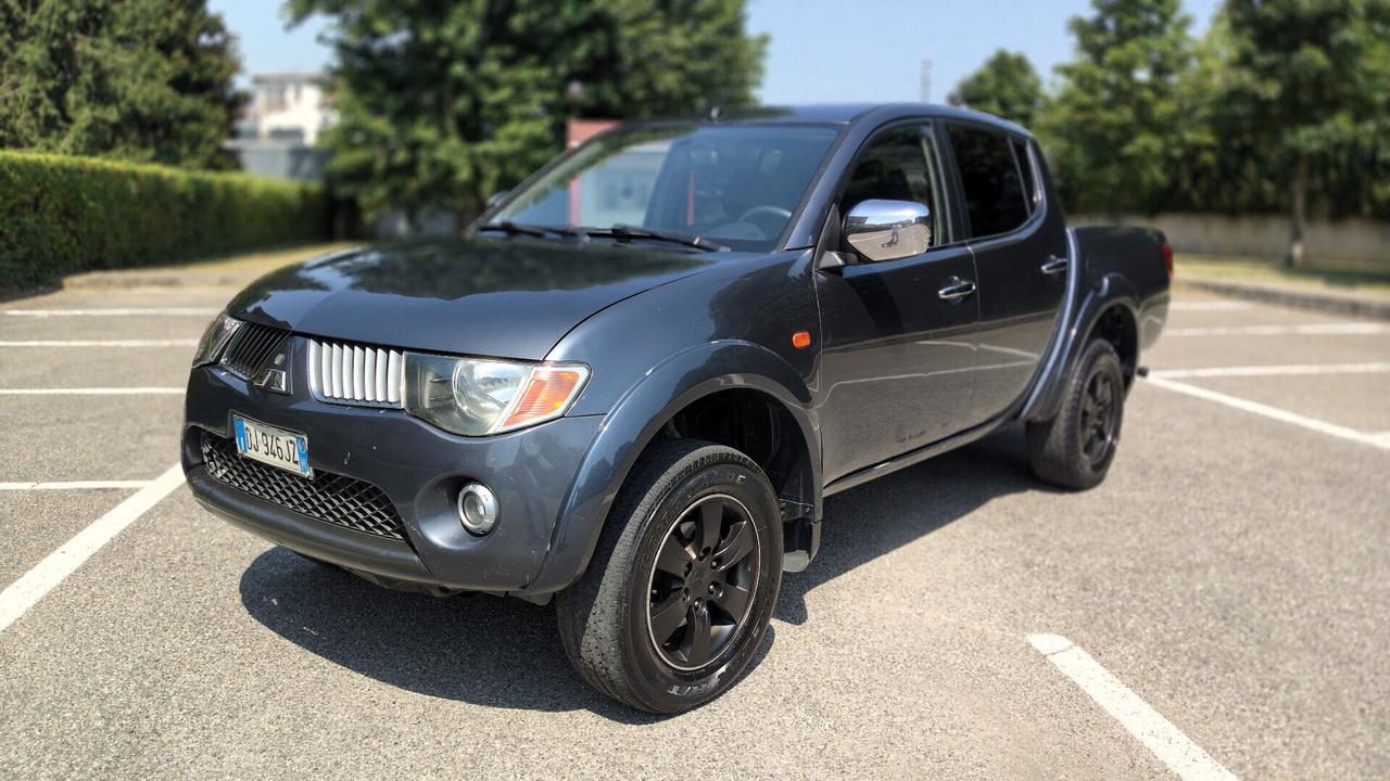 Mitsubishi L200 2.5 DI-D Double Cab Pick up