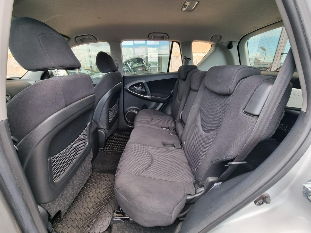 Toyota RAV 4 RAV4 2.2 D-4D 136 CV Luxury