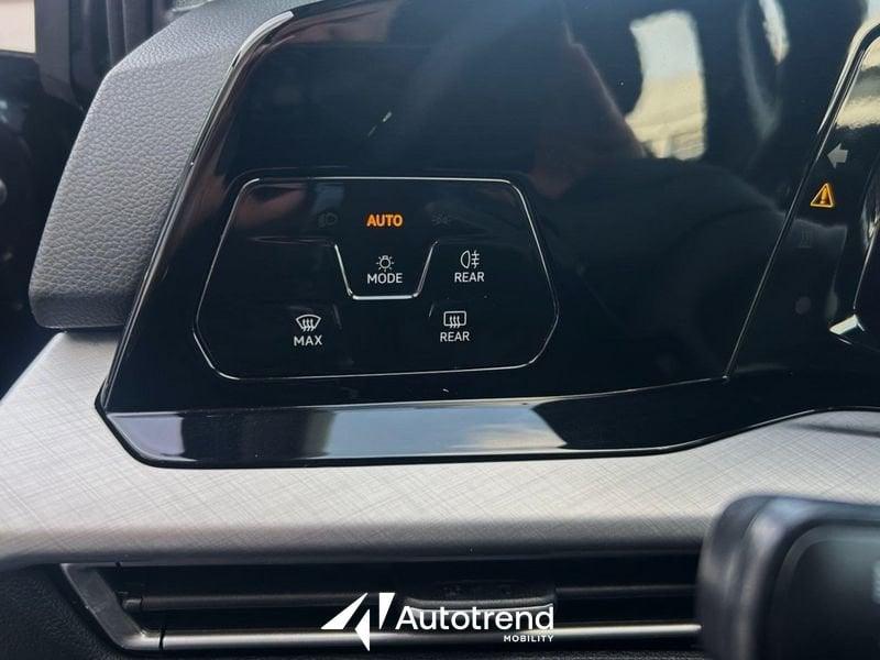 Volkswagen Golf 2.0 TDI 150 CV Automatica DSG LED Life