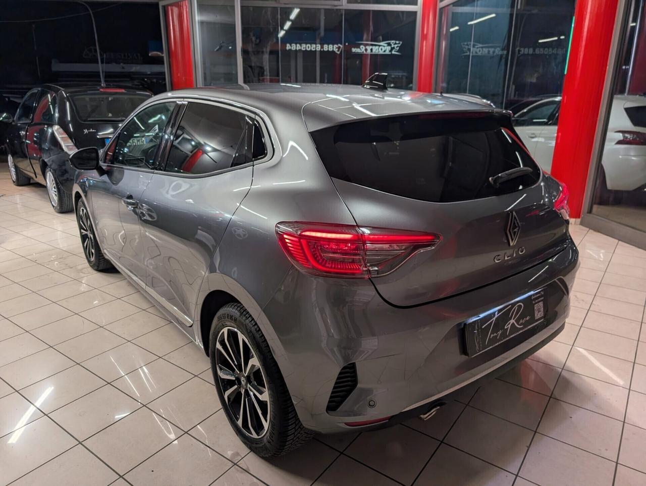 Renault Clio TCe 90 CV 5 porte TECNO FINANZIABILE