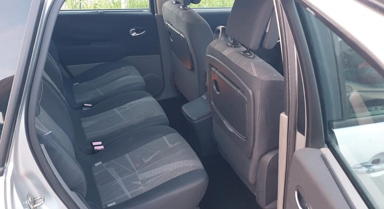 Renault Grand Scenic 1.9 dCi/130CV 7 POSTI