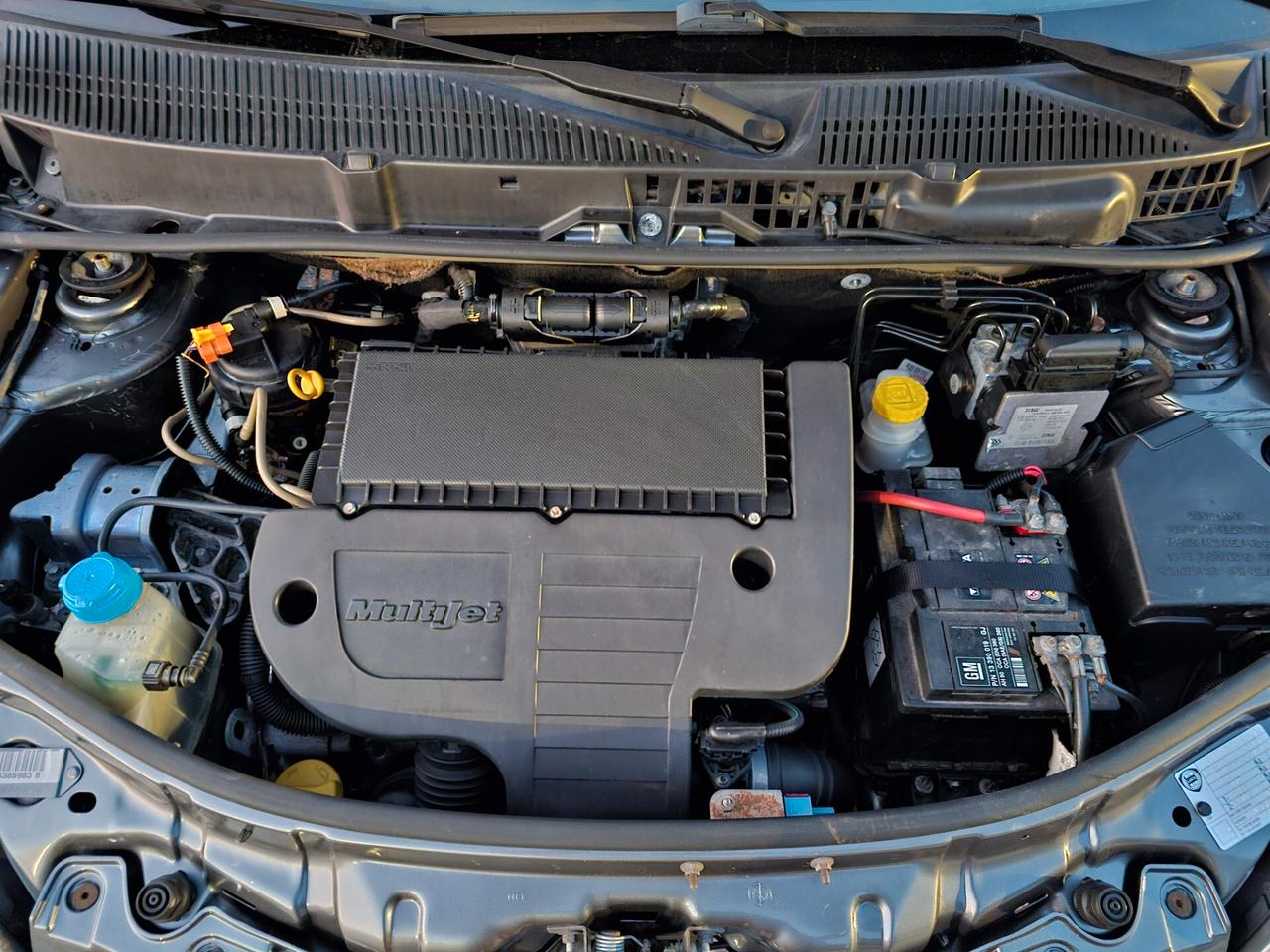 Lancia Ypsilon 1.3 Mjet cambio automatico