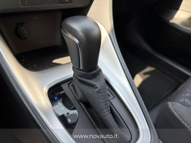 Toyota Yaris Hybrid Trend MY22