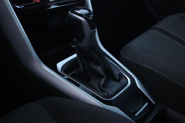 VOLKSWAGEN T-Roc 1.5 TSI ACT DSG Life