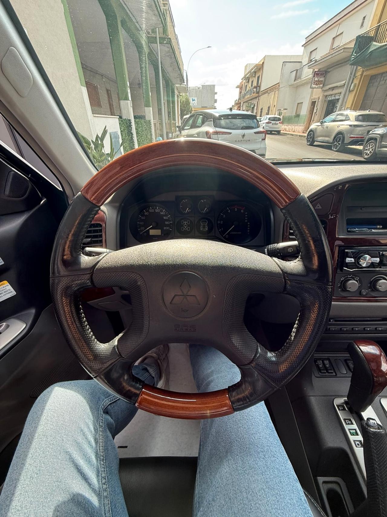 Mitsubishi Pajero 3.2 16V DI-D 3p. Tetto + pelle+ sedili elettrci+ gancio traino