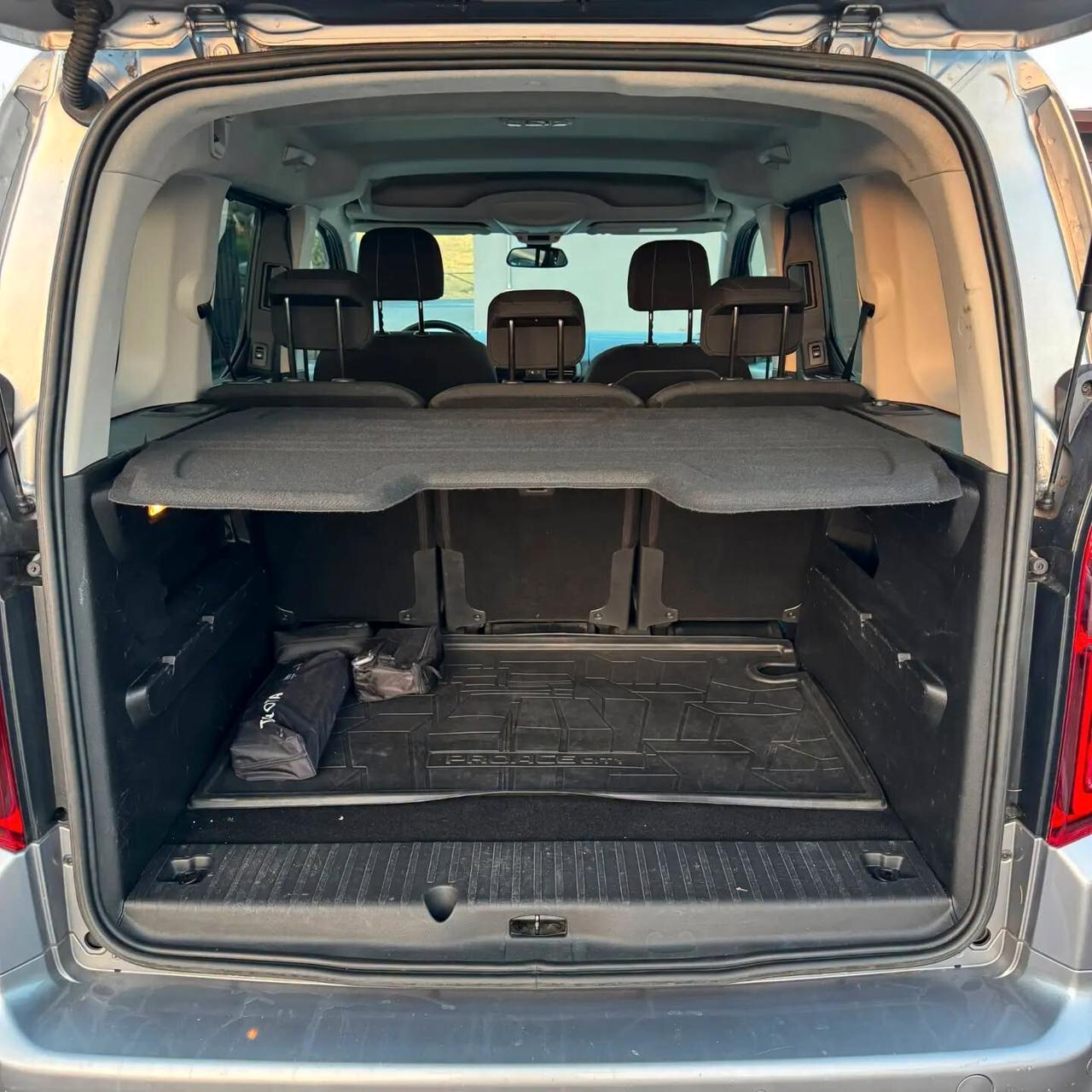 Toyota Proace 1.5 HDI 130CV STRAFUL