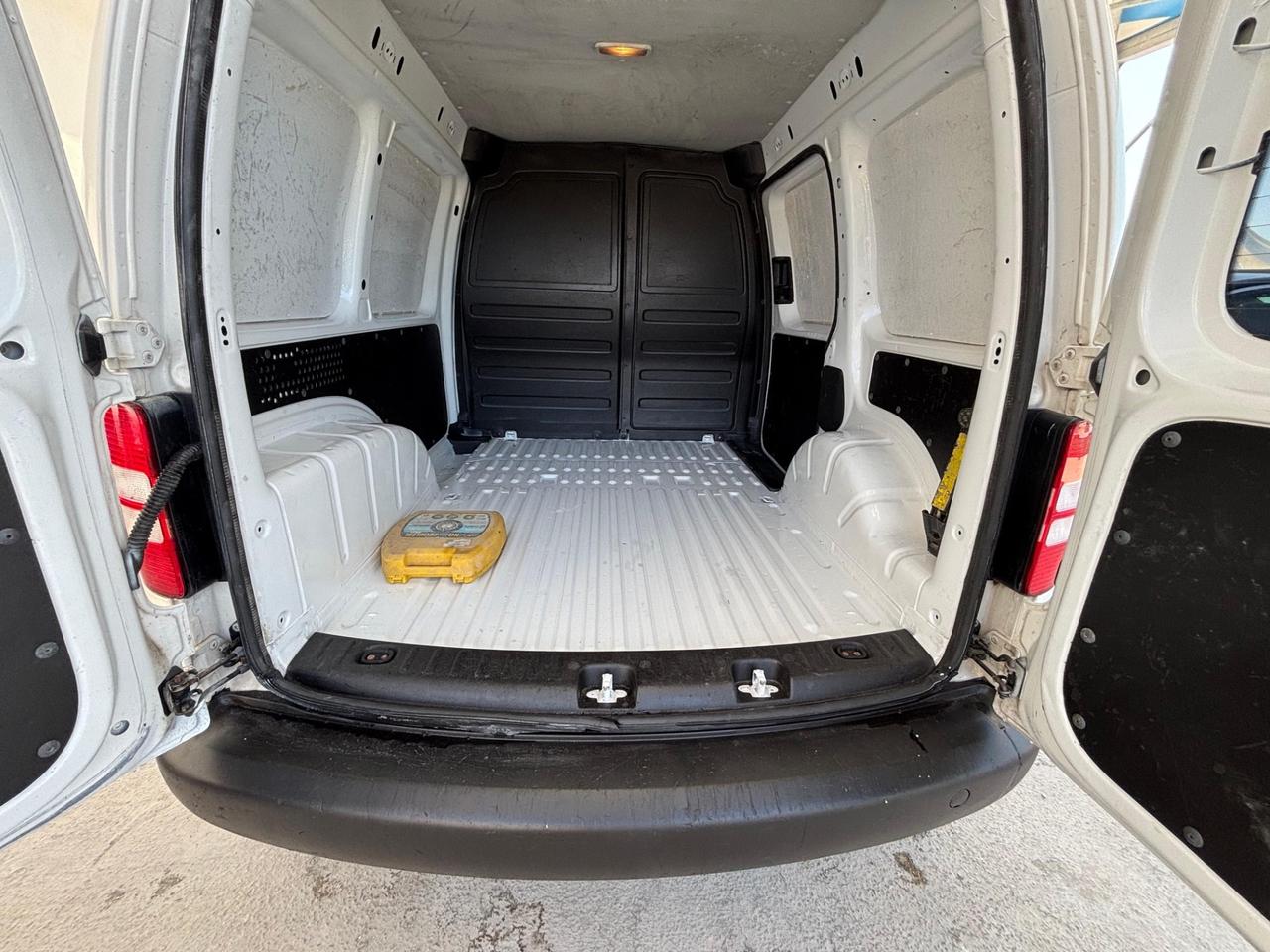 WW CADDY 1.6TDI
