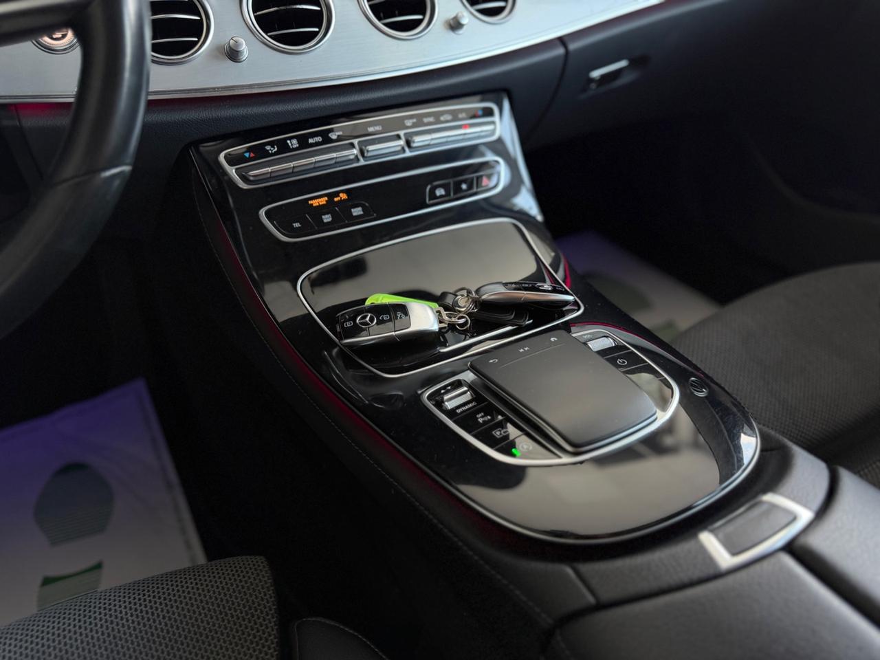 M.B E 220 d Auto Premium *IVA ESPOSTA* GANCIO TRAINO