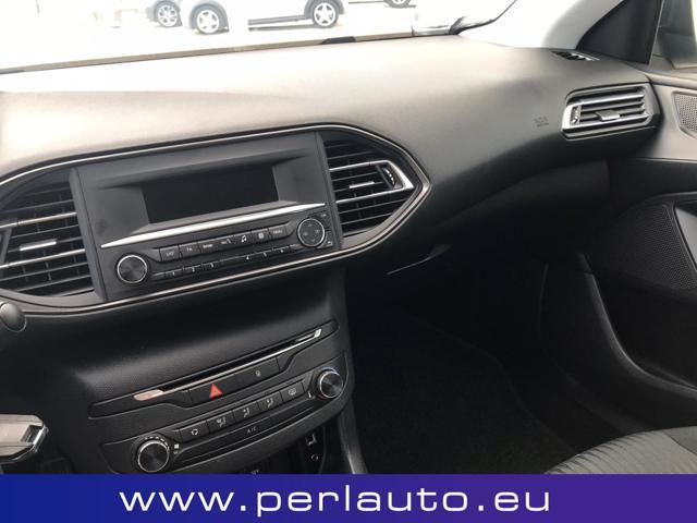 PEUGEOT 308 BlueHDi 100 S&S Business