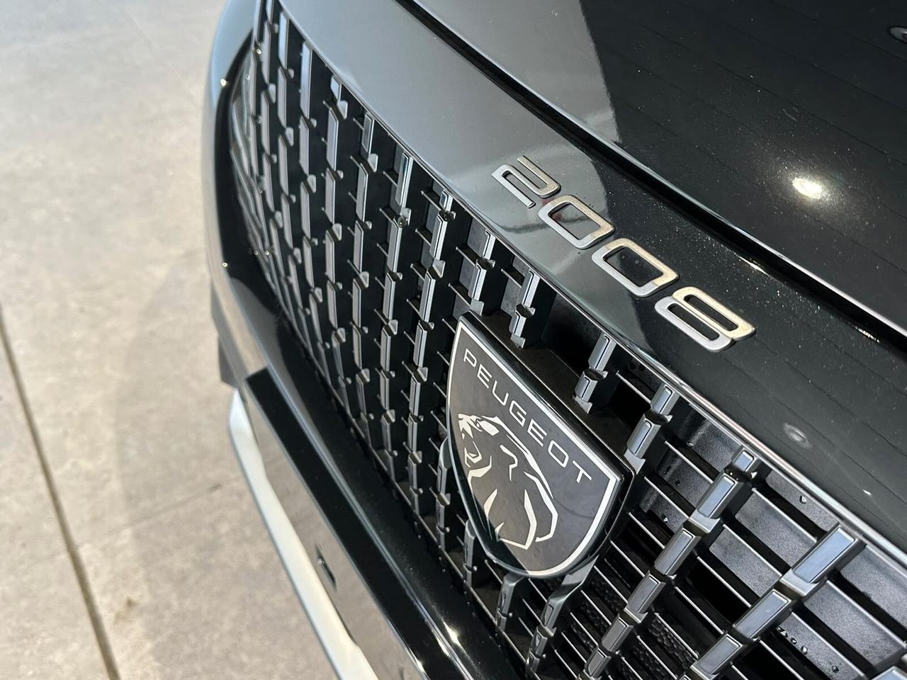 Peugeot 2008 PureTech 100 S&S Allure