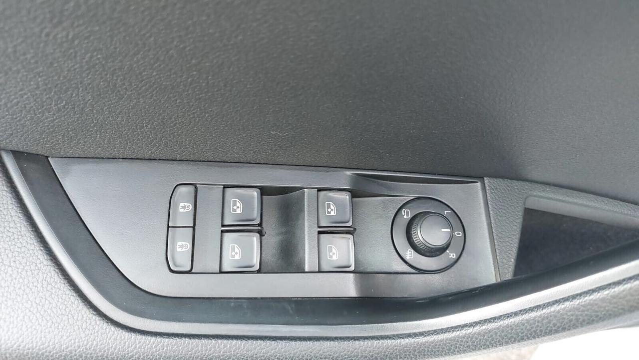 Skoda Superb 1.6 Cambio Automatico Neopatentati