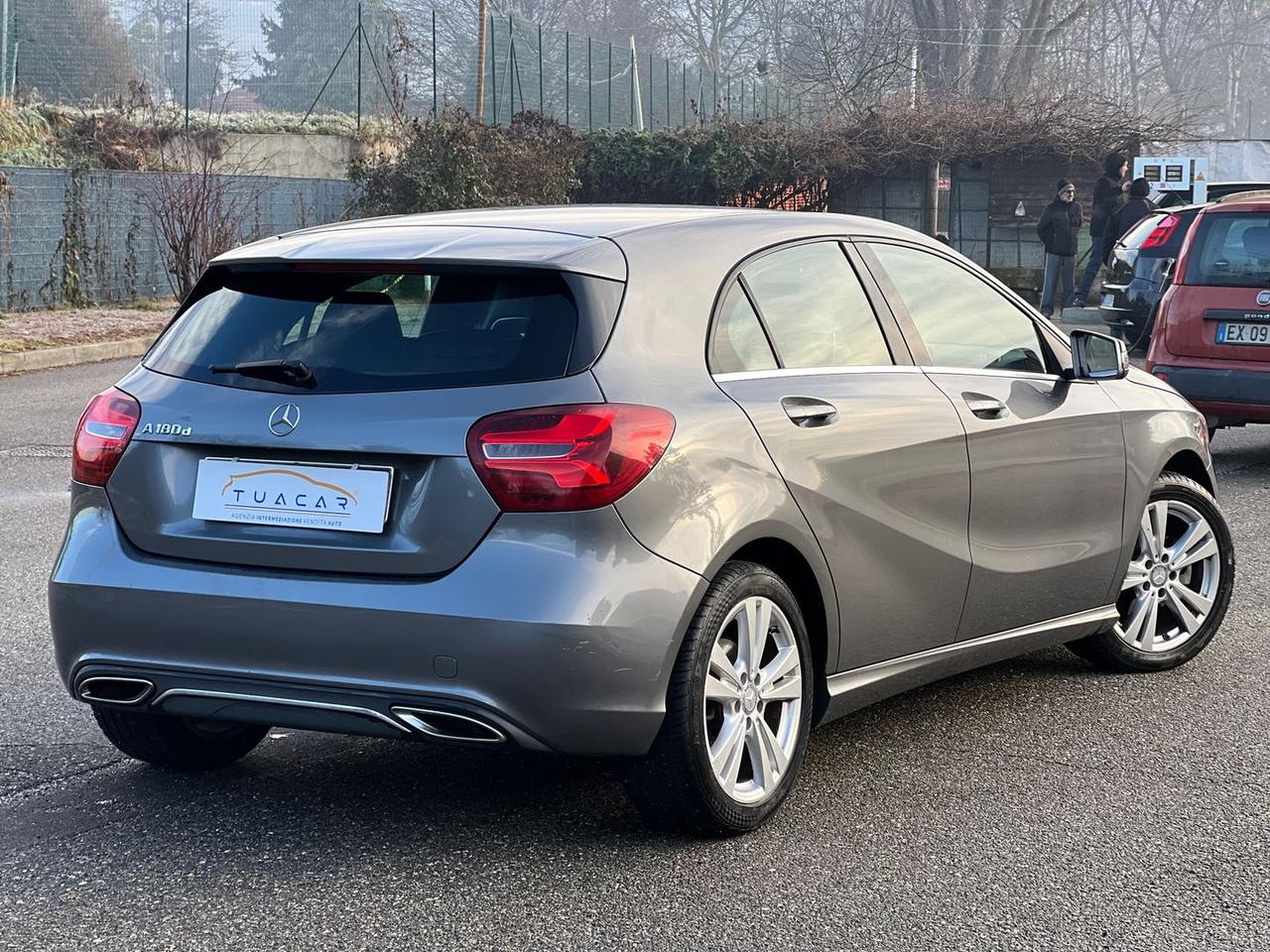 Mercedes-Benz A 180 Sport A 180 D