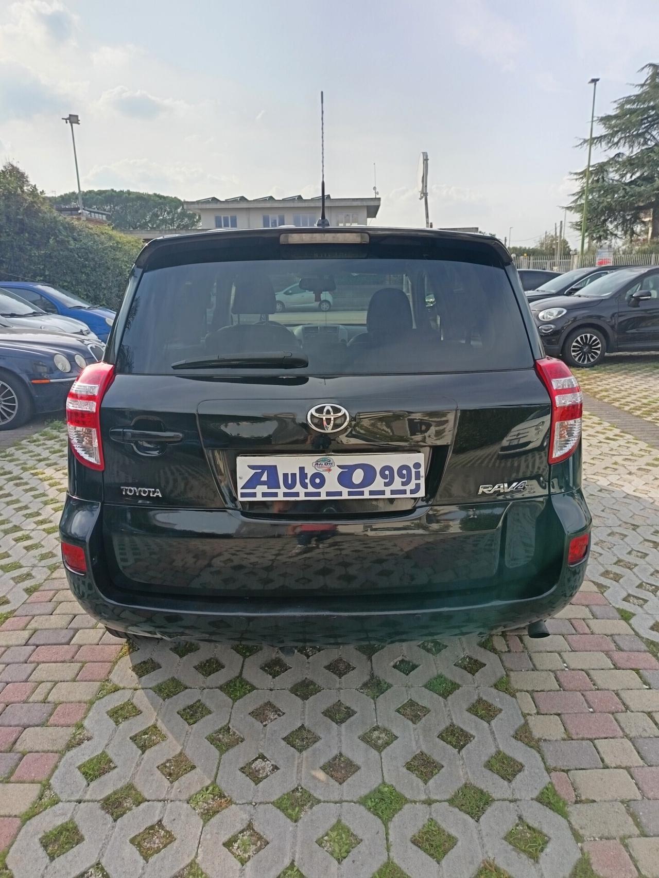 Toyota RAV 4 RAV4 2.2 D-4D 150 CV DPF Sol