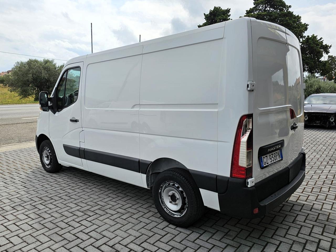 Renault Master 28 2.3 Dci PC TN 3 Posti- Coibentazione leggera