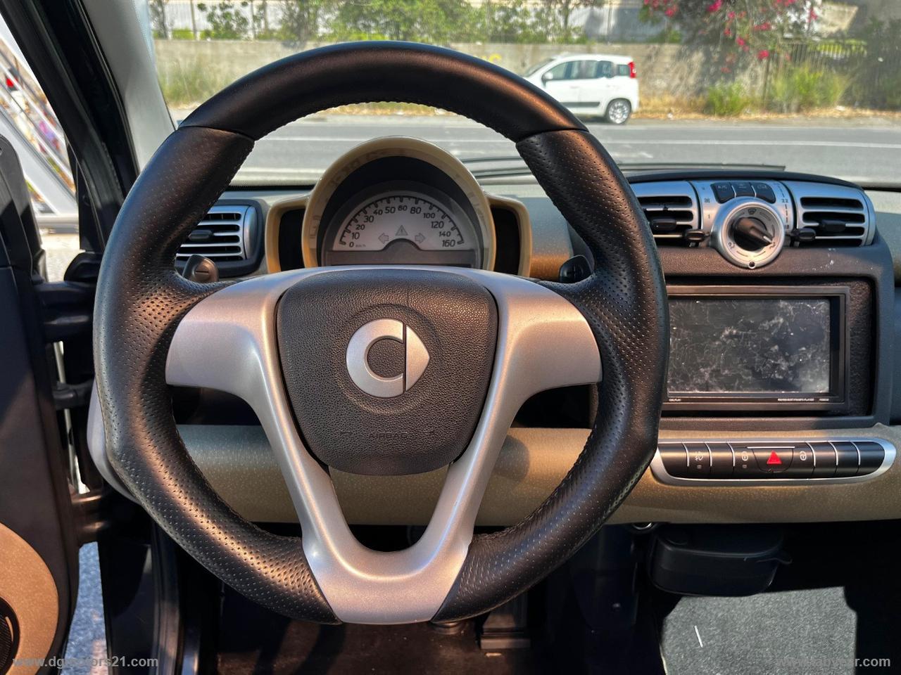 SMART fortwo 1000 52 kW coupé passion