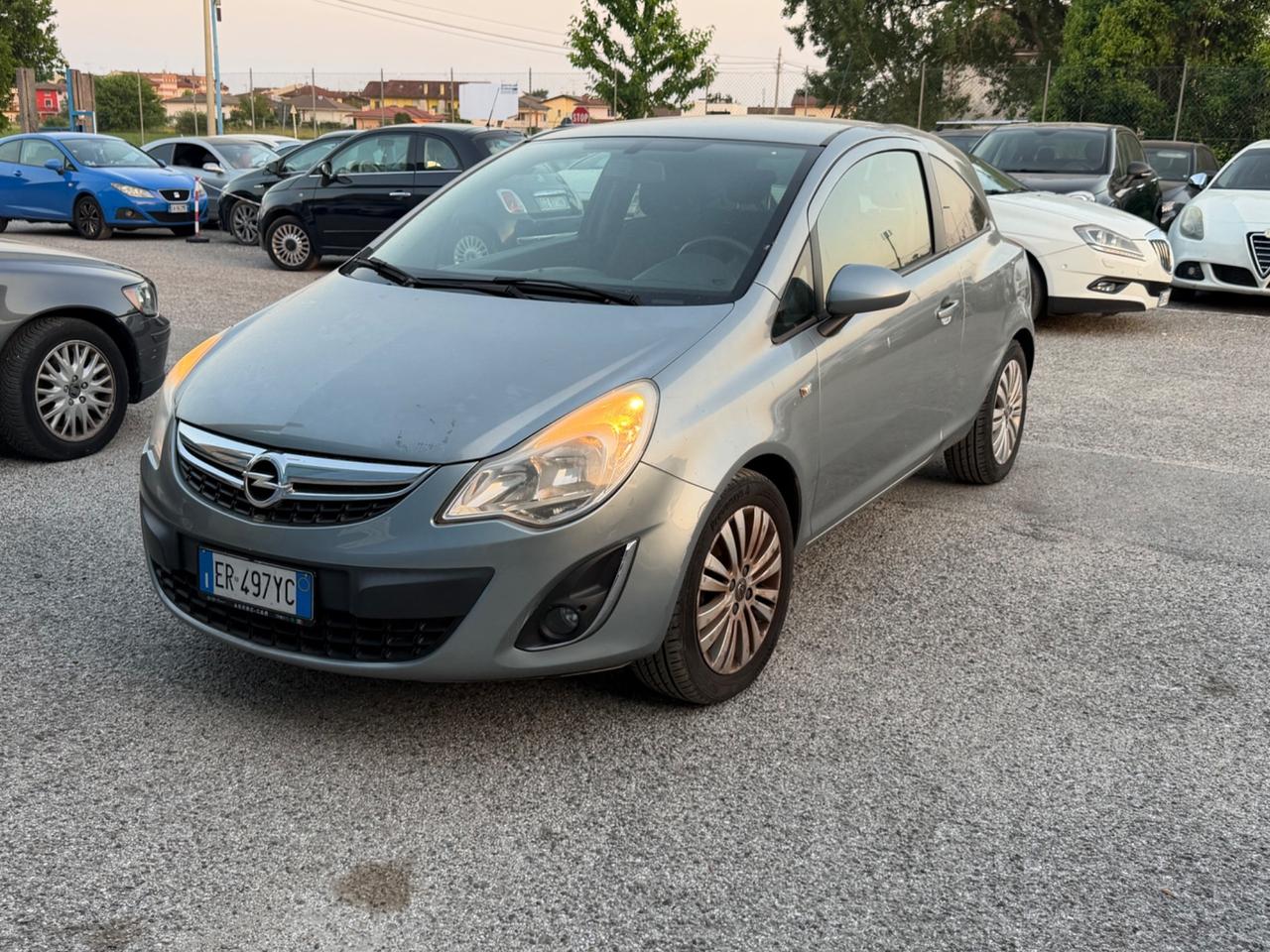 Opel Corsa 1.2 3 porte Edition