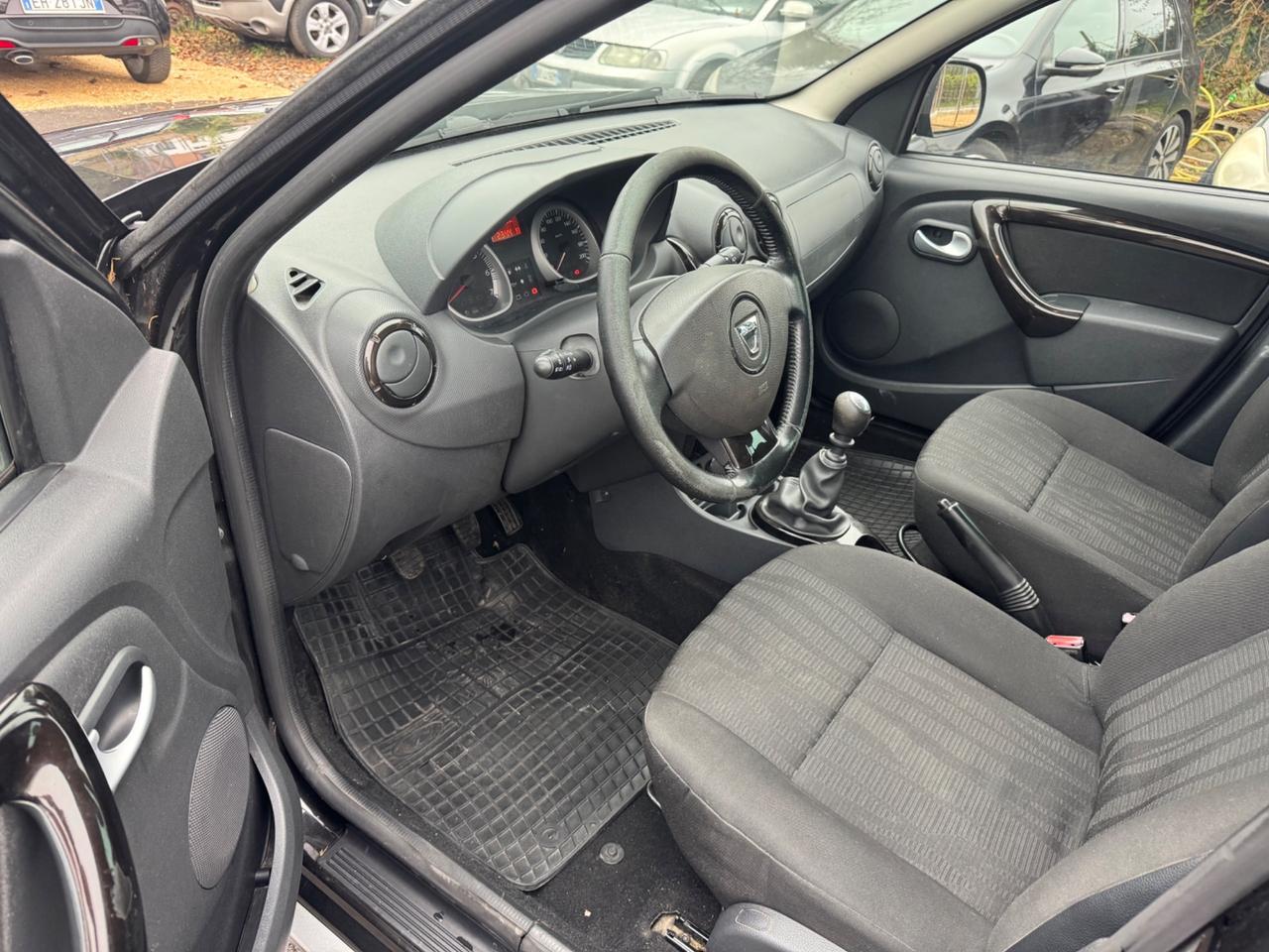 Dacia Duster 1.5 dCi 110CV 4x2 Lauréate NEOPATENTATI