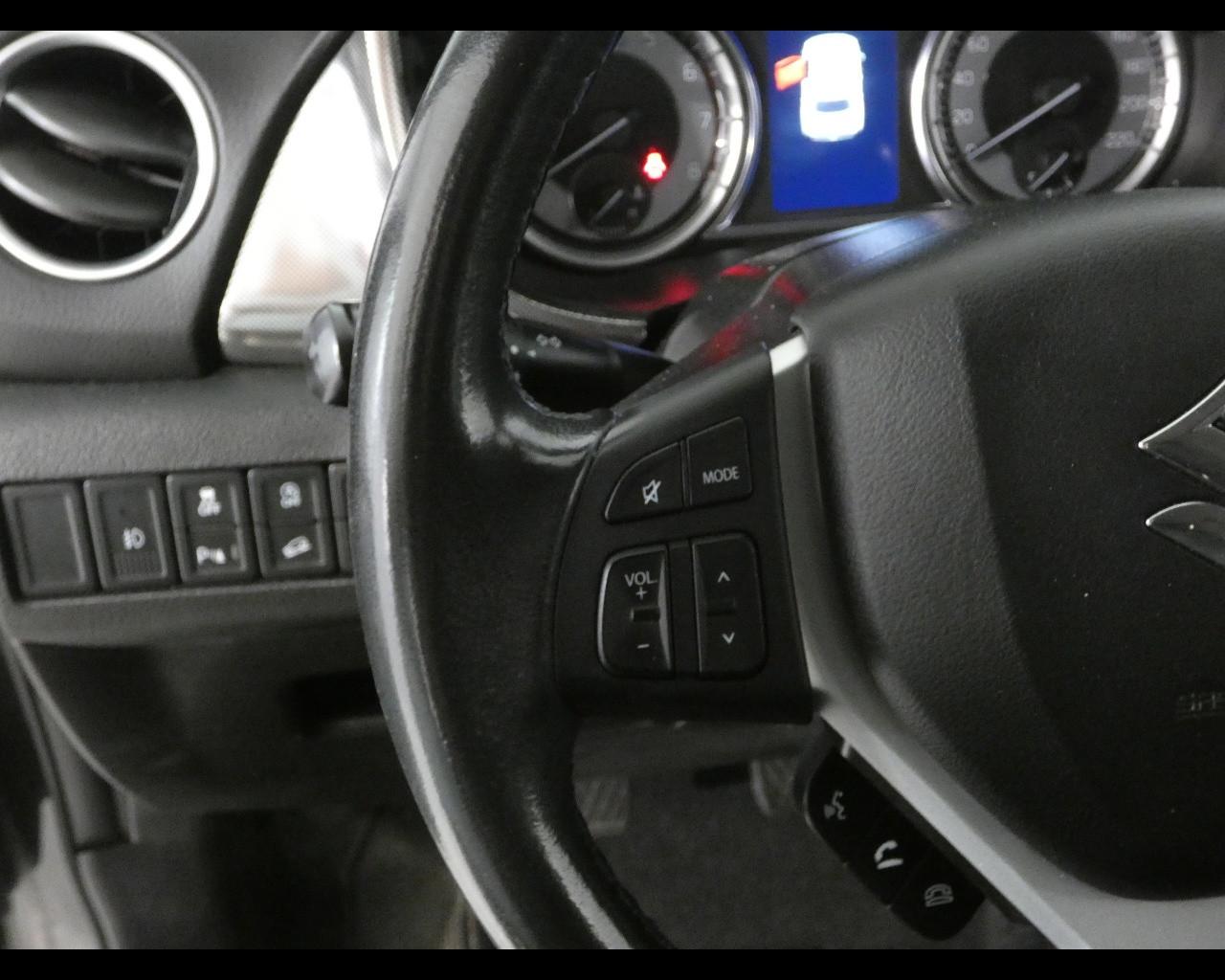 SUZUKI Vitara (2015) - Vitara 1.4 Hybrid 4WD AllGrip Top