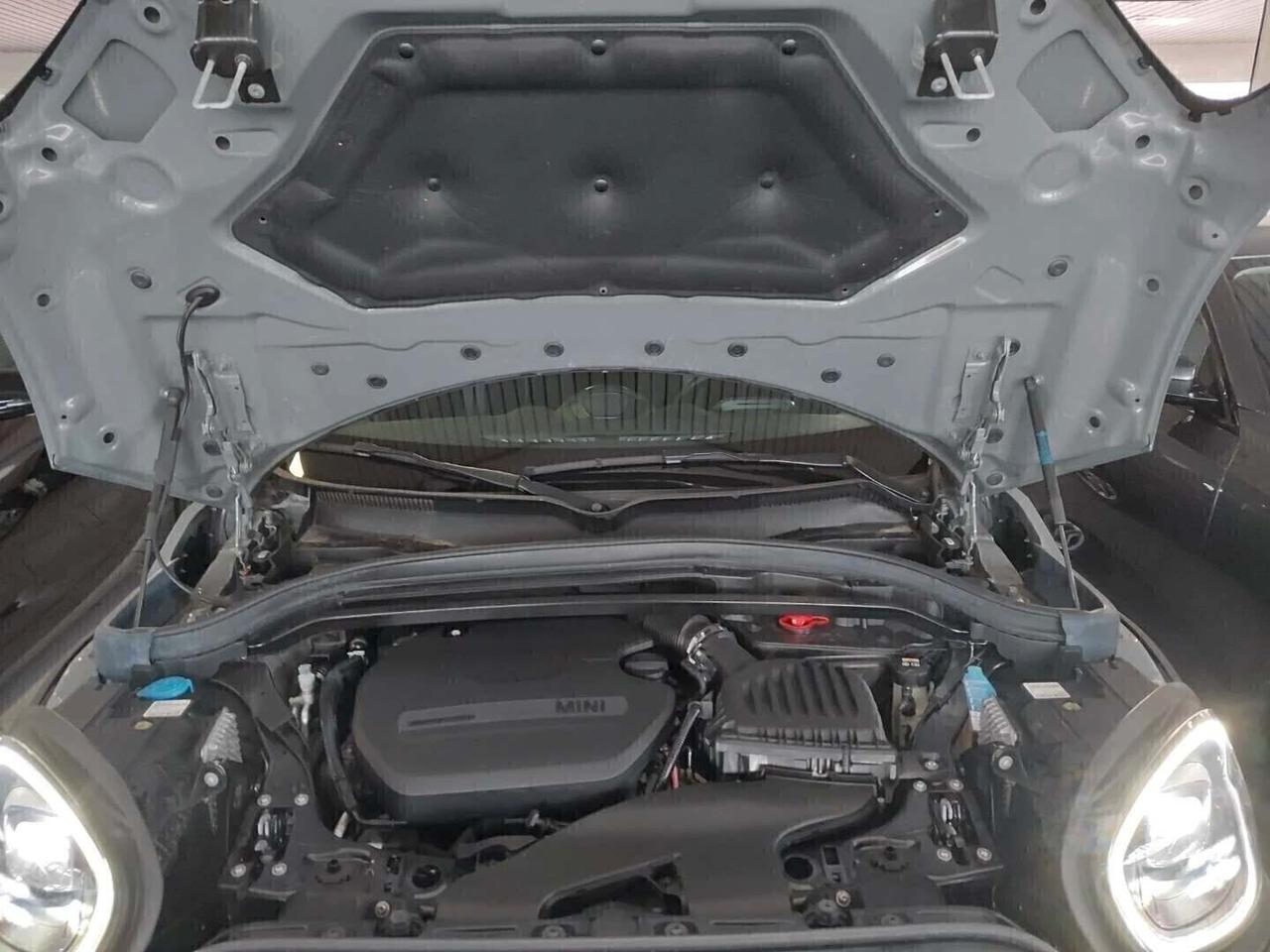 Mini Countryman COOPER D AUTOMATIC _ JOHN COOPER WORKS_PANORAMA_R18_BLACK PAKET