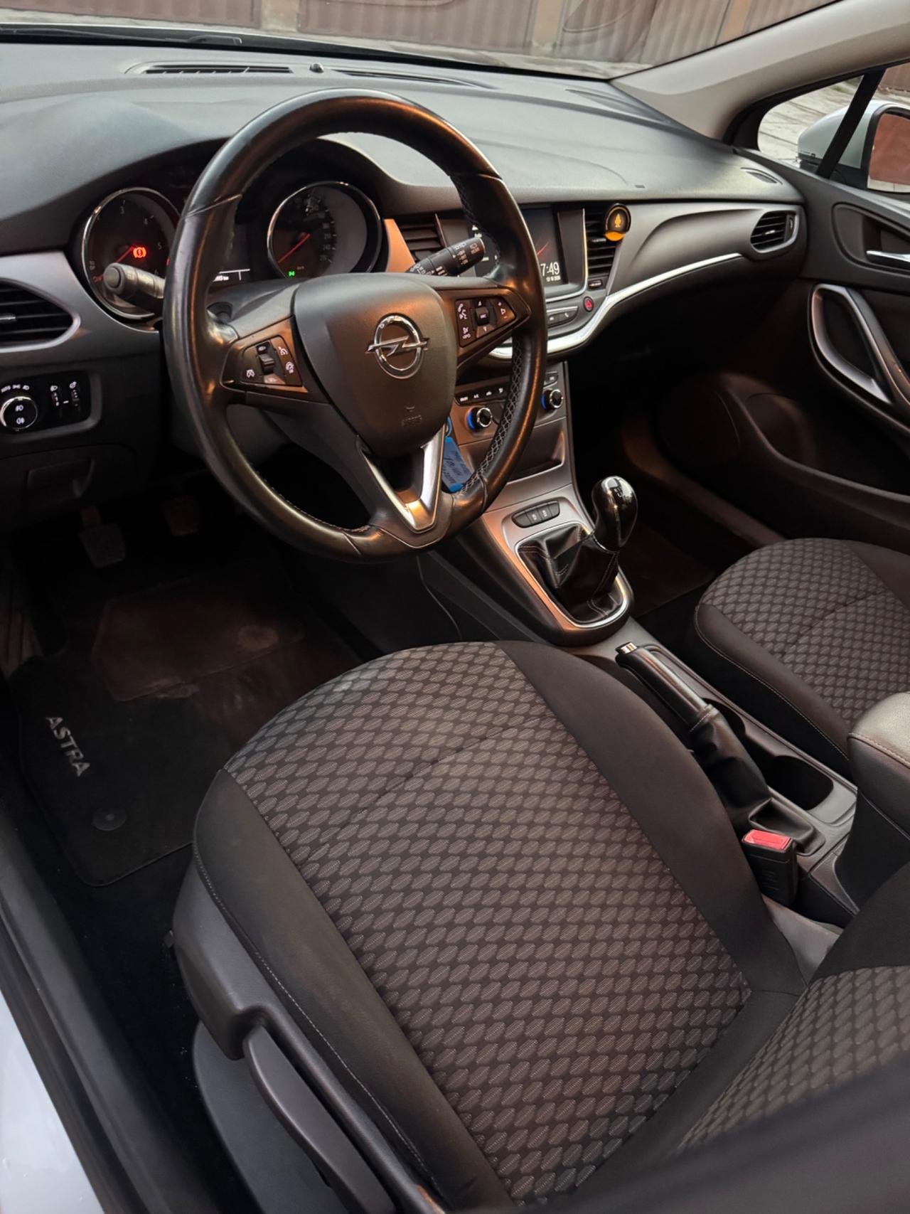 Opel Astra 1.6 CDTi Sports Tourer Business