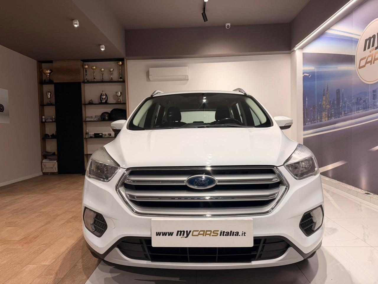 Ford Kuga 1.5 TDCI 120 CV S&S 2WD ST-Line