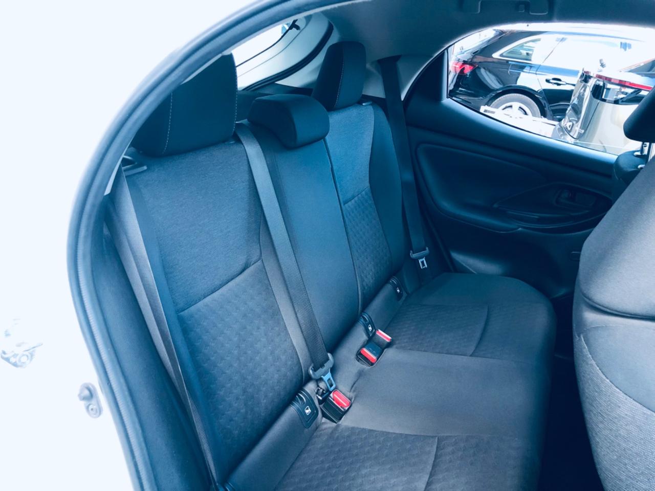 Toyota Yaris 1.0 5 porte Active