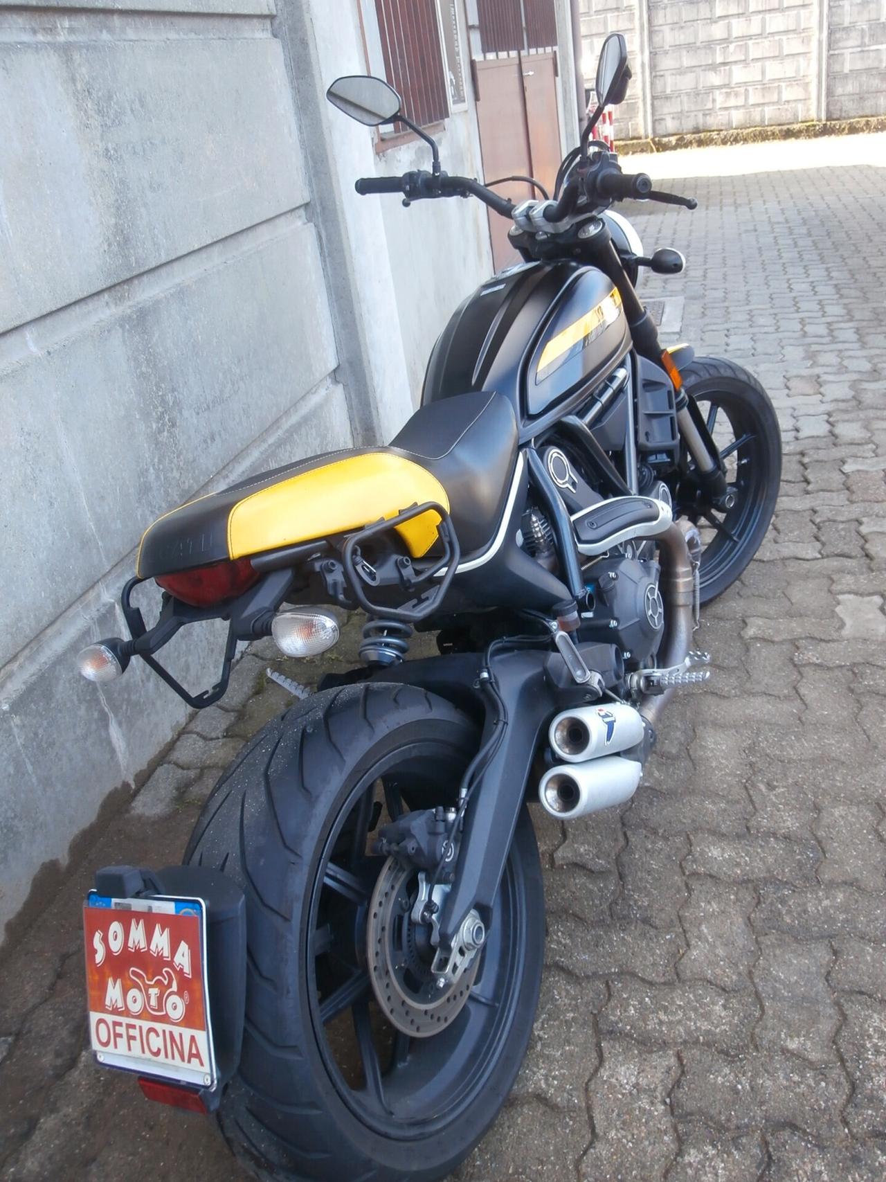 Ducati Scrambler 800 Full Throtte del 2017 PASSAGGIO ,TAGLIANDO E GARANZIA COMPRESI