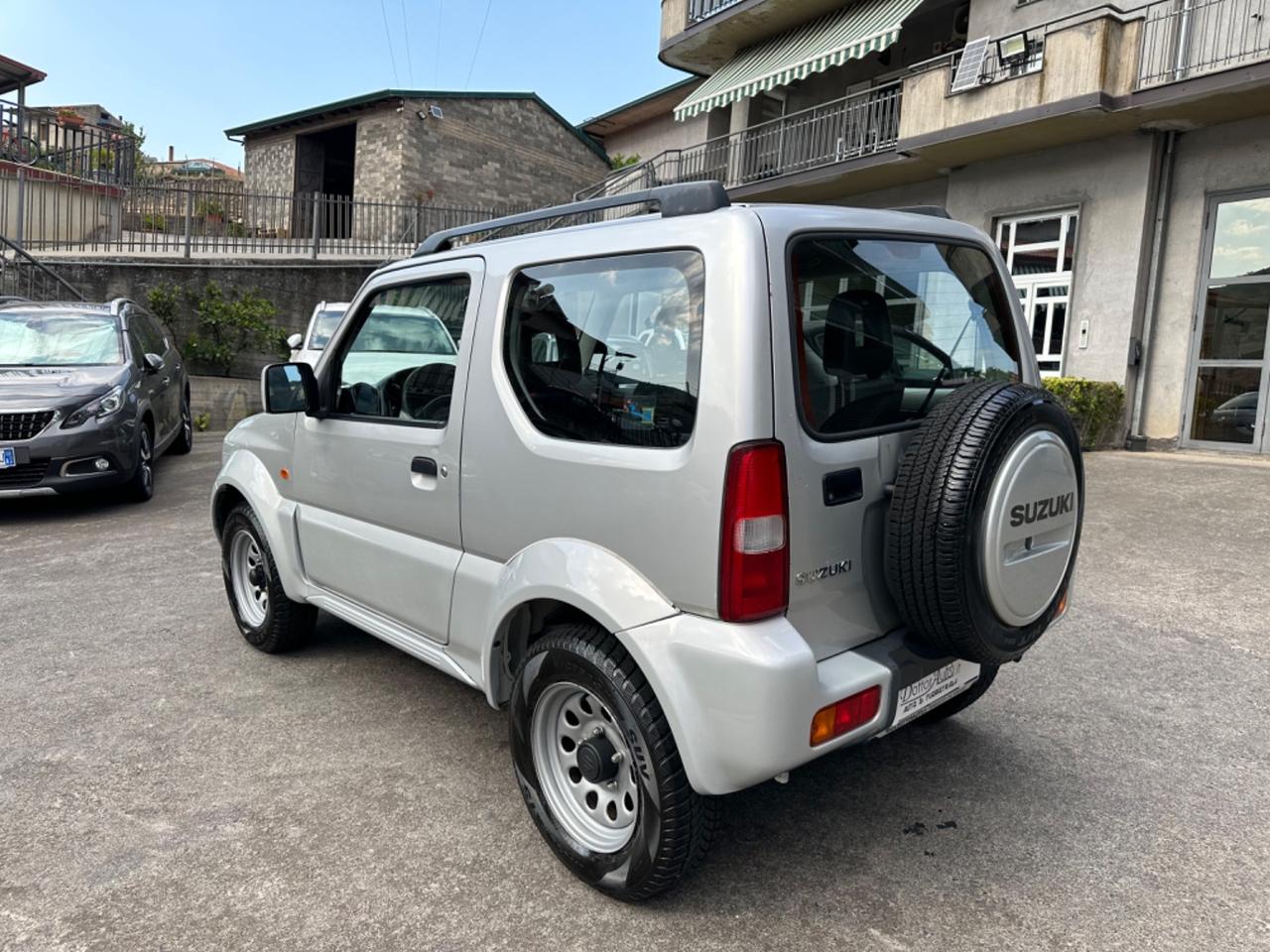 Suzuki Jimny 1.5 DDiS cat 4WD JLX