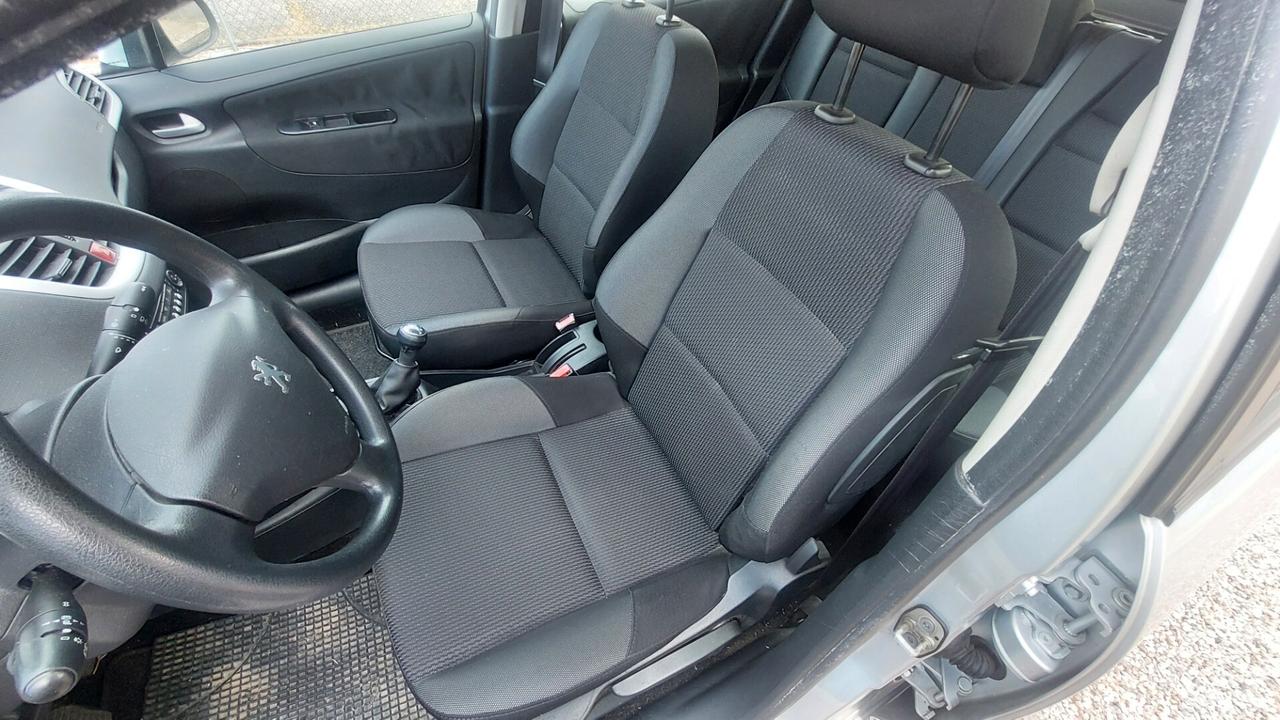 Peugeot 207 1.4 8V 75CV SW Energie Sport ECO GPL