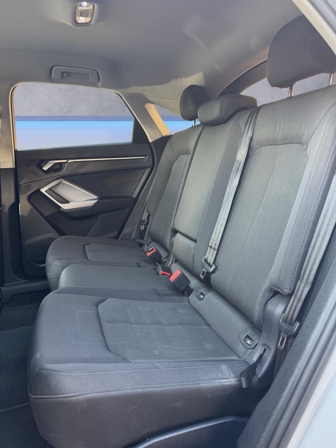 Audi Q3 35 TDI S tronic line edition