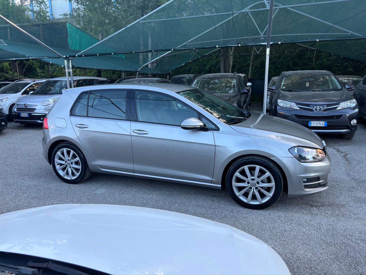 Volkswagen Golf 1.4 TSI 125CV 5p. Highline OK NEOPATENTATI