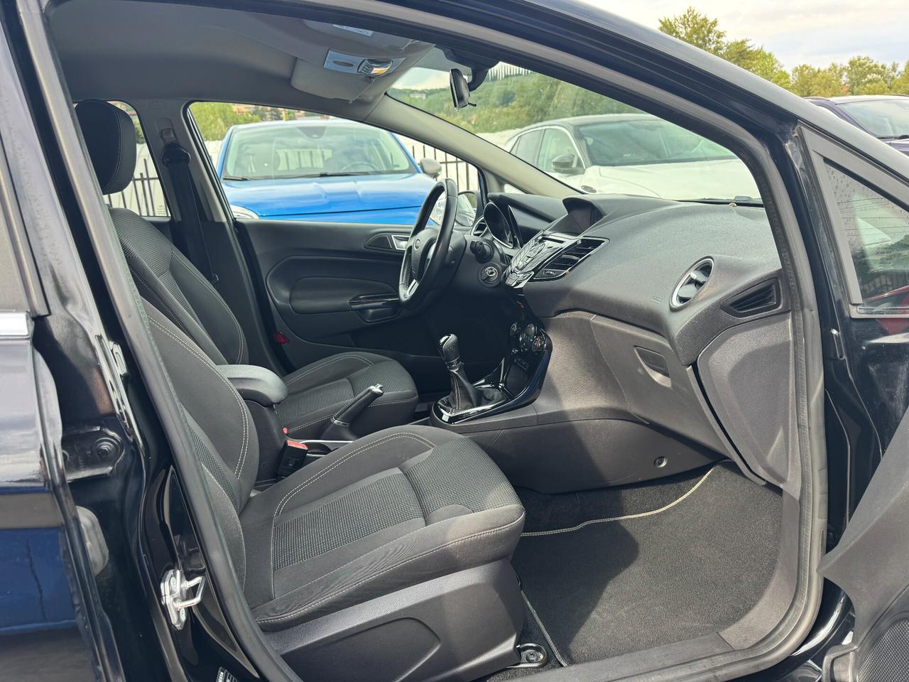 Ford Fiesta 1.5 TDCITITANIUM /NAVY/SYNC/2017