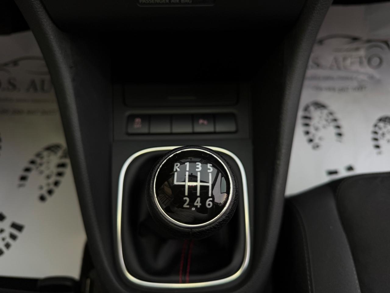 Volkswagen Golf 2.0 TDI 140CV Highline alcantara