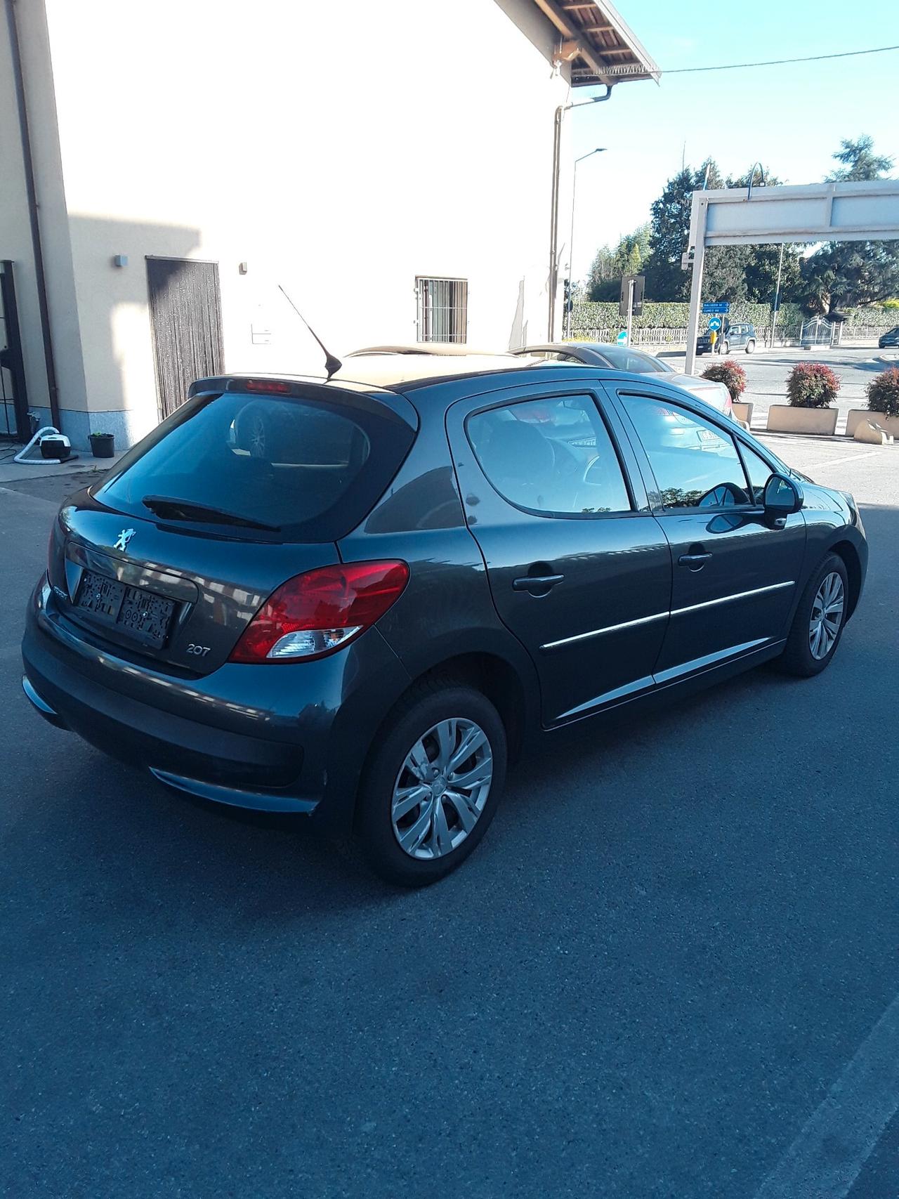 Peugeot 207 1.4 VTi 95CV 5p. Active