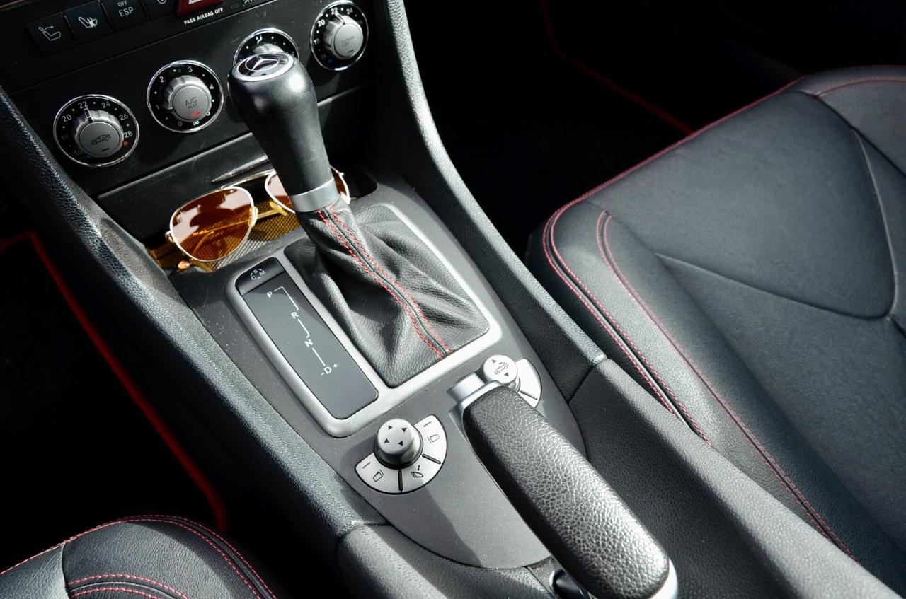 MERCEDES-BENZ SLK 200 SPORT 1.8 KOMPRESSOR 184cv AUTO, RESTYLING, SERVICE MERCEDES, BOLLO 4/27, HARMAN & KARDON, XENO, PERMUTE