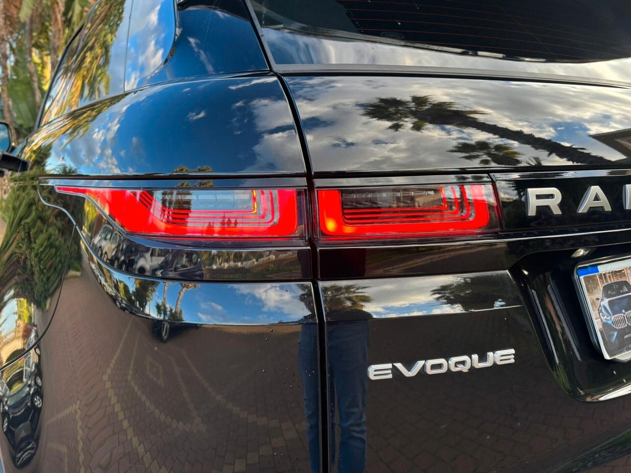 Land Rover Range Evoque 2.0D I4 163 CV AWD Auto R-Dynamic SE//*