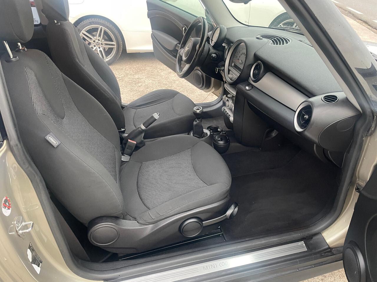 Mini 1.6 16V Cooper