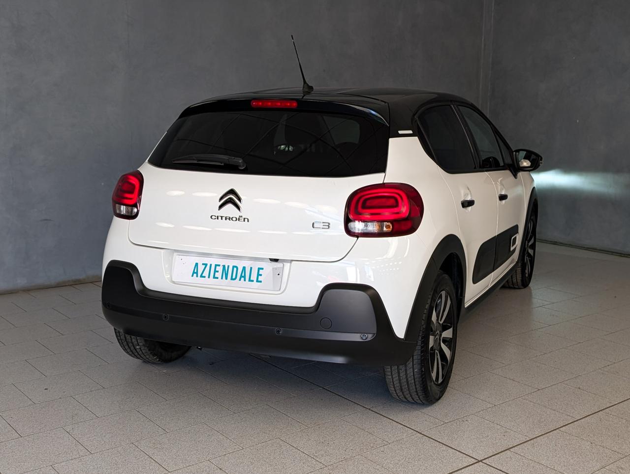Citroen c3 iii 1.2 puretech 83cv Shine Pack