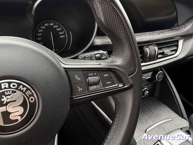 ALFA ROMEO Stelvio Super Business Q4 TELECAMERA POST. IVA ESPOSTA