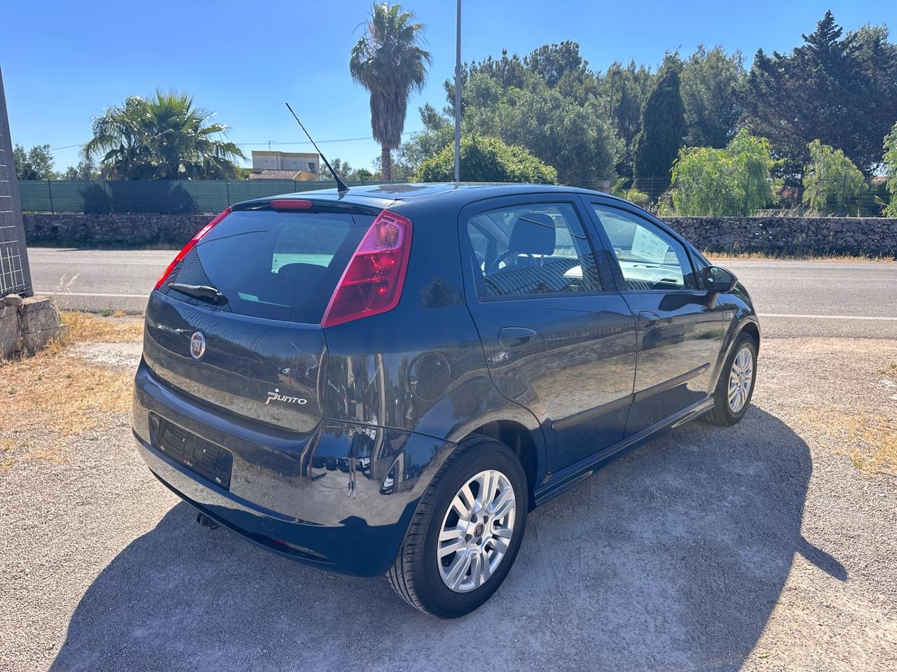 Fiat Grande Punto 1.3 MJT 75 CV-2011/CLIMA/START&STOP