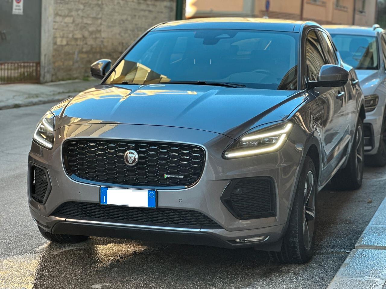 Jaguar E-Pace 2.0D 163CV AWD Auto R-Dynamic TETTO